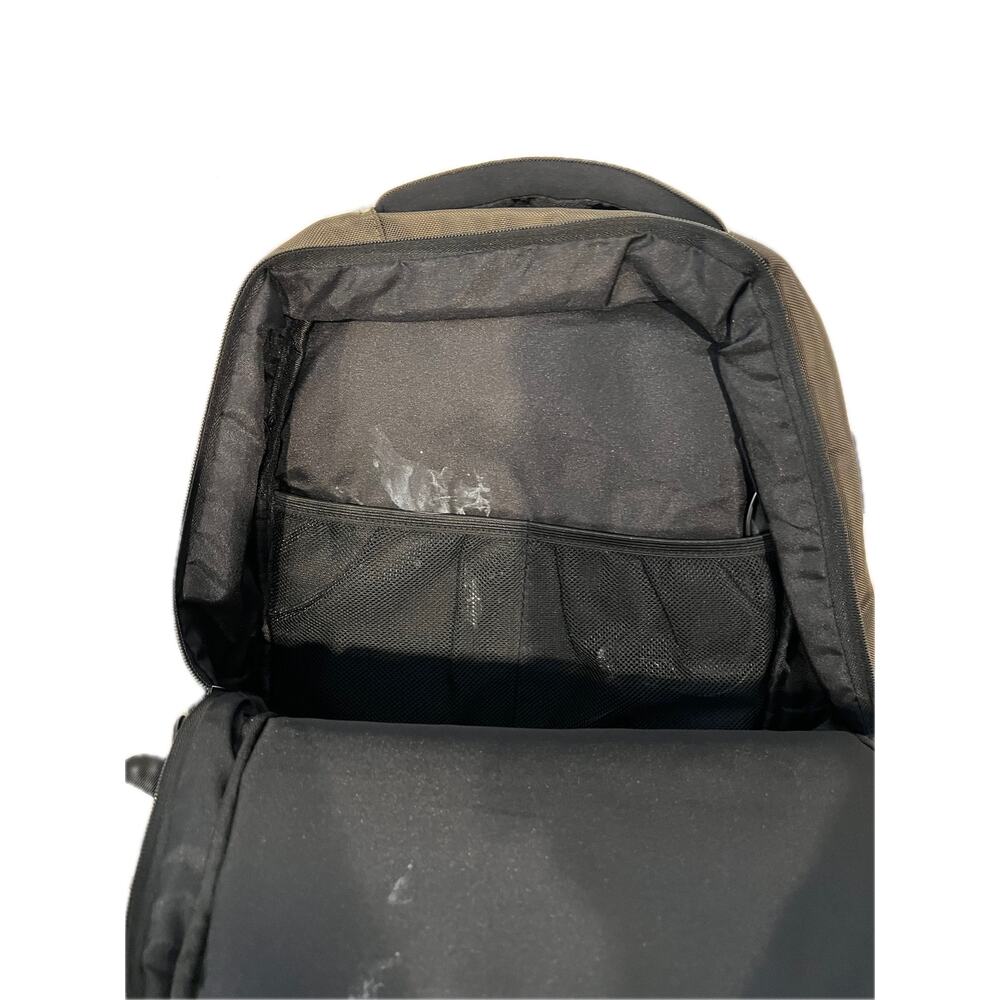 ack Abrahams The Hamilton 18-In Workbook Backpack w USB Port - Picture 6 of 8